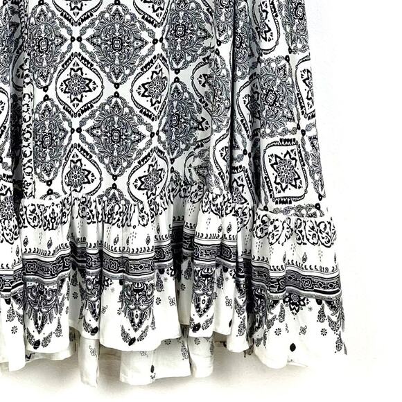 Suzanne Betro Sleeveless Ruffle Swing Dress Medium Black & White - Picture 5 of 8